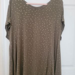 Lane Bryant swing tee 18/20
